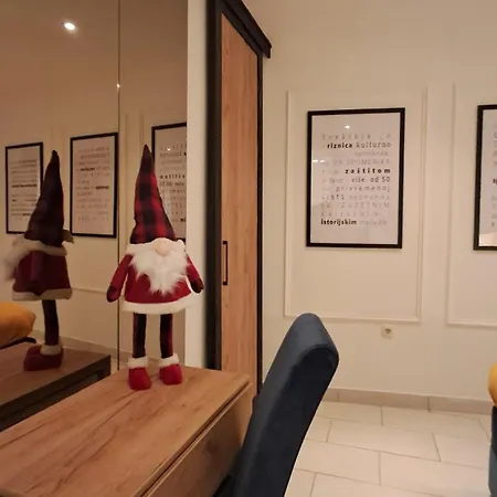 Magic Moments Stari Grad Apartment