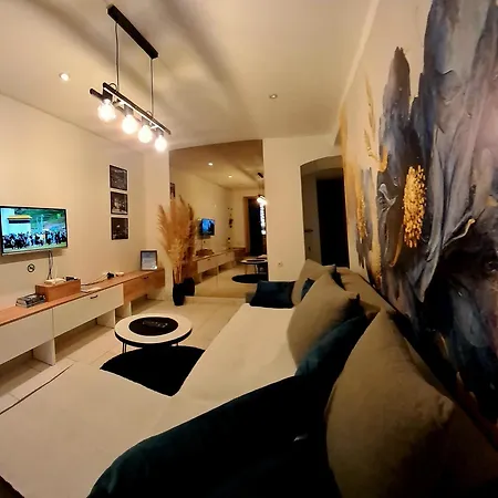 Magic Moments Stari Grad Apartment *